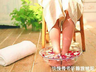 月经期间|女人来“姨妈”时,身体如果没有4种表现,恭喜你,子宫很健康!