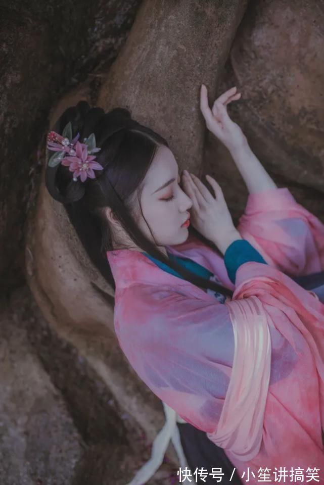 浮生半日闲@那些无关风月却仙气爆棚的短句,你最爱哪句?