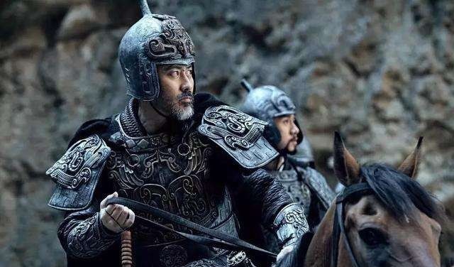 留下|曹操留下4人防止司马懿造反,本能压制司马懿,却都被曹丕斩了