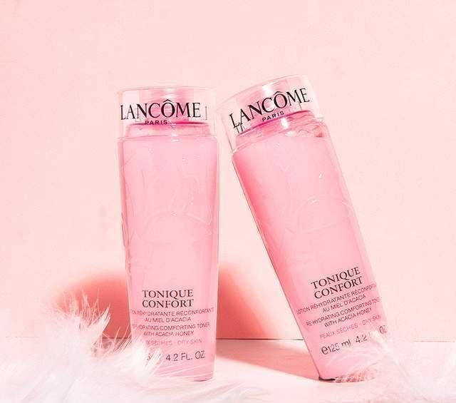 化妆水 不吐不快!这些“众星捧月”的网红护肤品真难用,别听柜姐吹了!