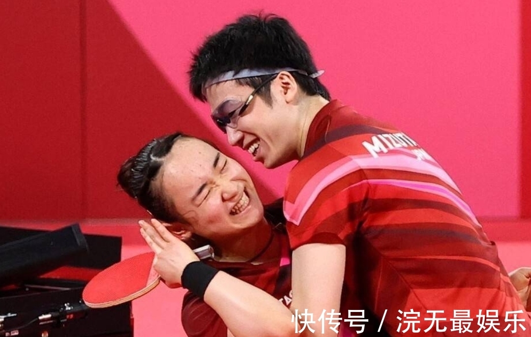乒乓球|获得奥运冠军的伊藤美诚，为何会抗拒水谷隼的拥抱？日媒给出答案