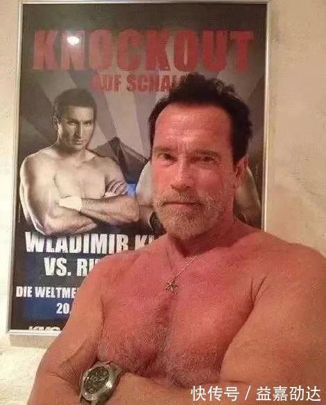 身材|73岁帅气大爷,身材强壮肌肉有型,可谓是引领一代人的健身风潮