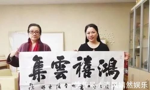 造诣@孙晓云书法笔墨不俗，草书泰斗沈鹏笔法精湛，两者造诣高低引争议