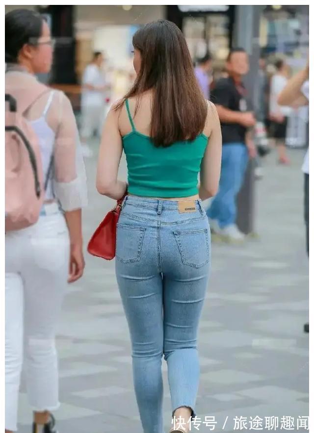 微胖 微胖女孩,穿吊带裙清凉又舒适,还非常时髦!