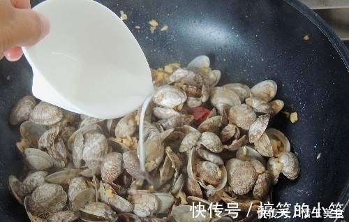 4g|炒花甲别再焯水了,只需1步,肉质鲜嫩无泥沙,香辣开胃超好吃
