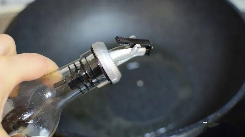 9道炖鱼的做法，冬日来一锅，吃完全身暖暖的！