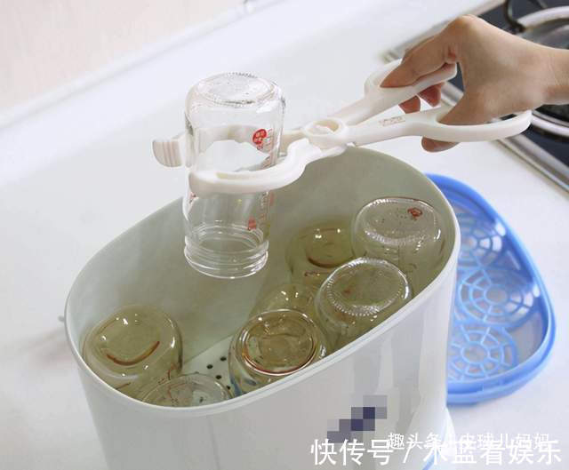 开水烫奶瓶|有种“偷懒”叫开水烫奶瓶,方便了大人,“坑”了孩子