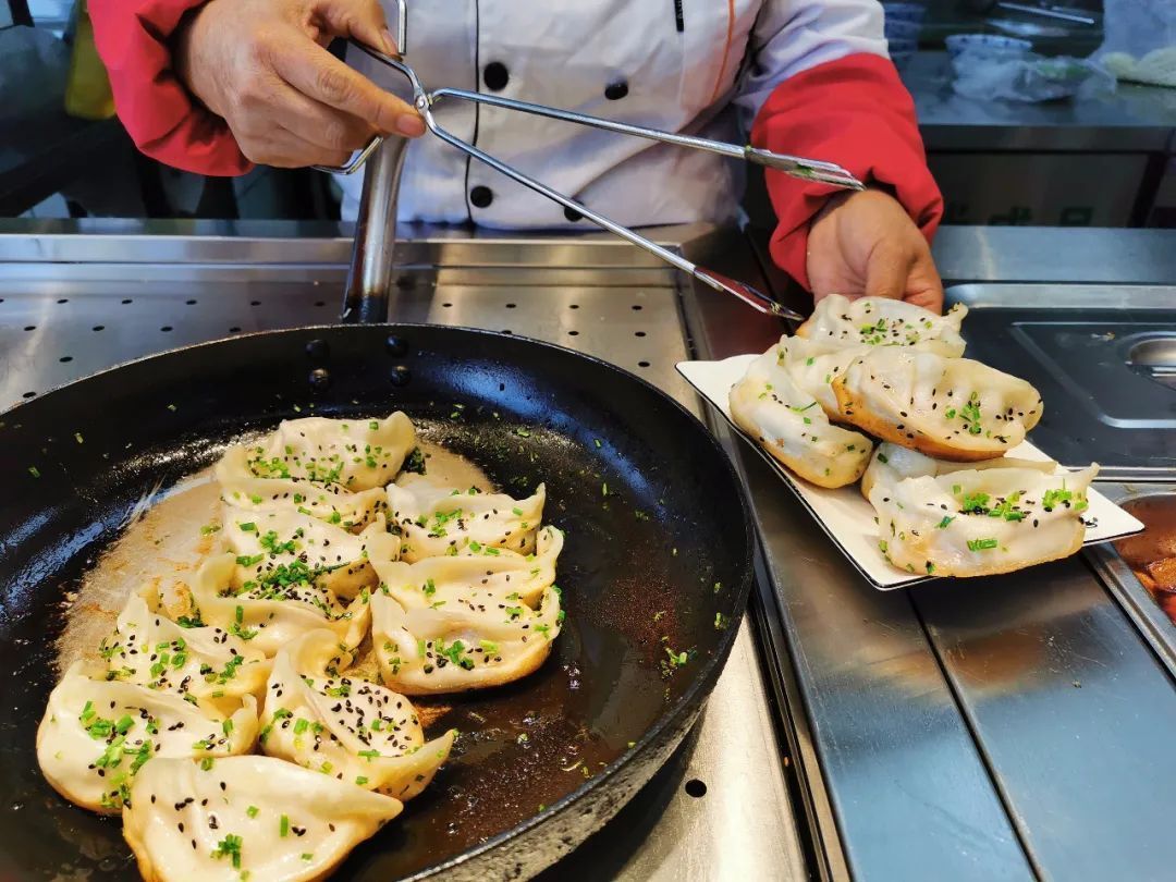  嘴角|没吃饭的千万别点！我的嘴角已经流下悔恨的泪水