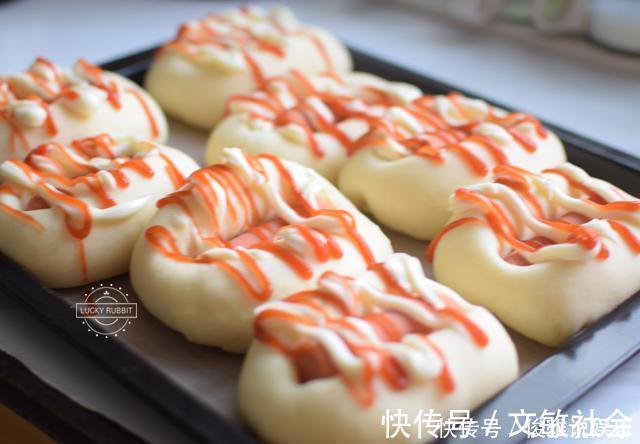 面包第一次烤这么好,原来是多放了这东西,配方赶紧分享出来