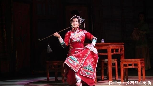 书寓|刘晓庆主演话剧《风华绝代》在滨上演 再现“赛金花”传奇故事