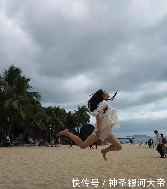 |搞笑趣图：怎么做公交车才是正确的知识，你懂吗！