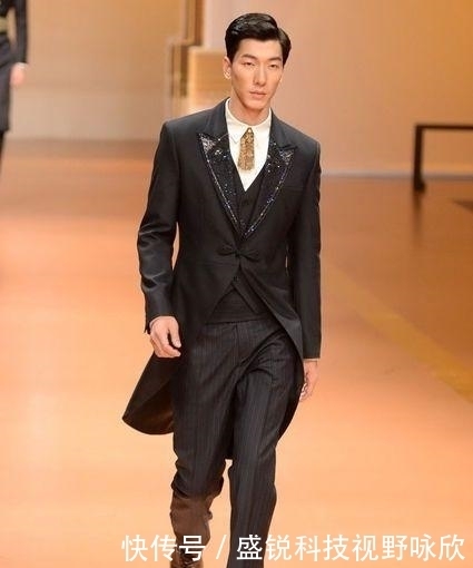 好男人张亮:从一夜爆红到无人问津,他是如何将一手好牌打烂的?