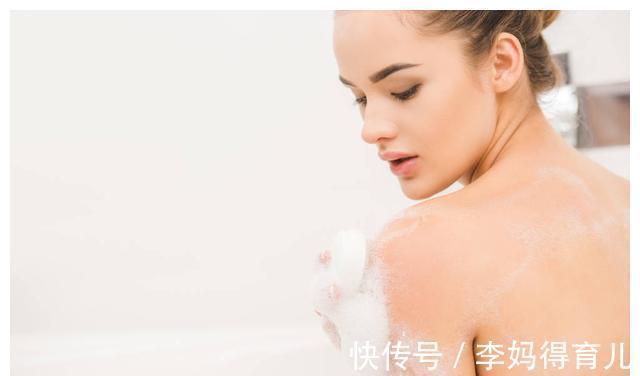 水温|孕期洗澡要注意,这3种错误不能犯,对胎儿影响很大