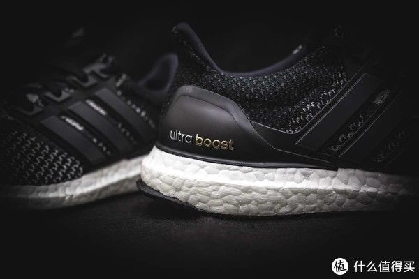 鞋面 阿迪达斯Boost跑鞋怎么选？看这里就行了！