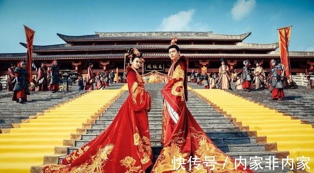 古代@古代人经常穿拖地长裙,就不害怕把衣服弄脏原来是被电视剧骗了