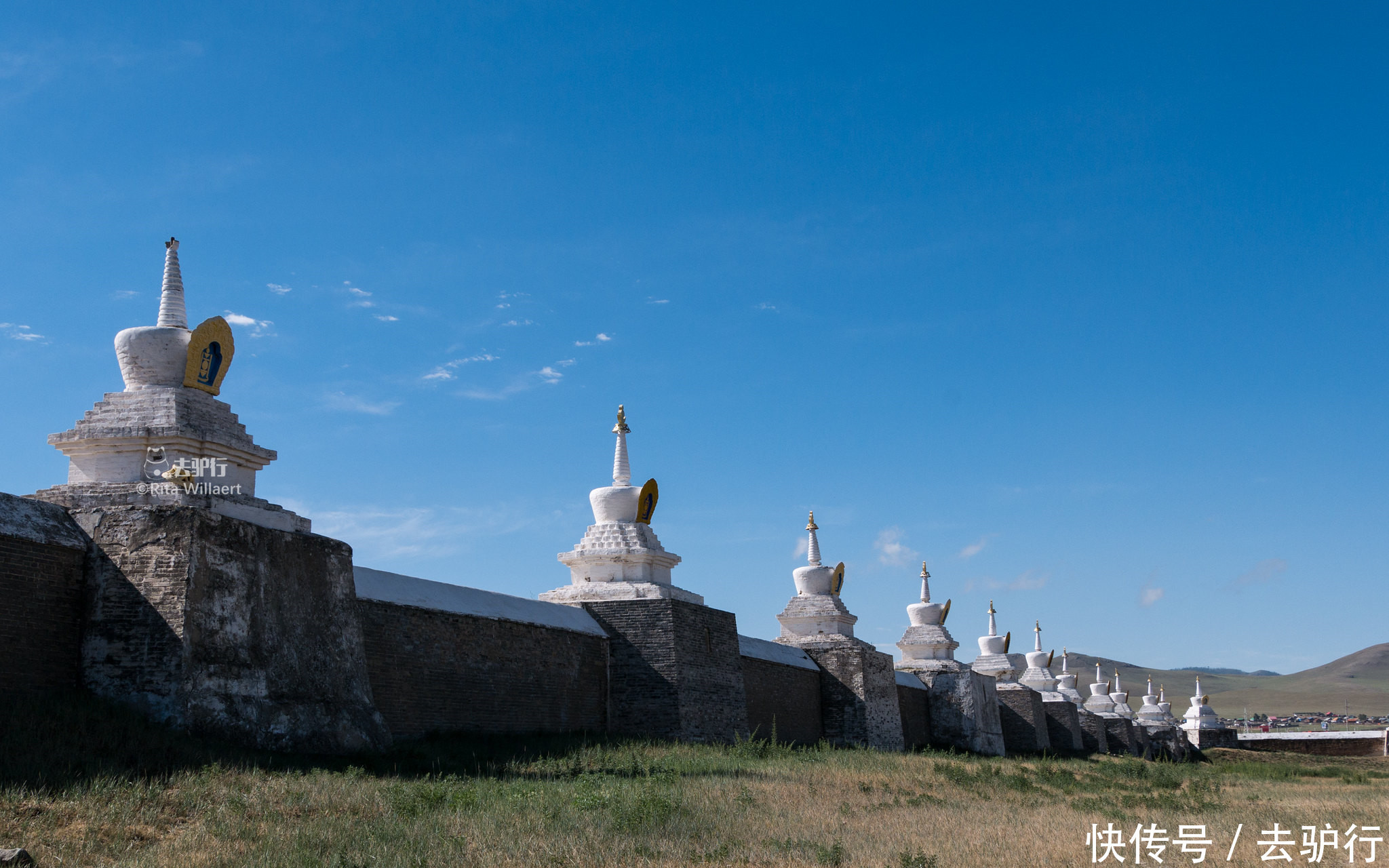 充满|蒙古国第一座寺庙充满浓浓的中国味道，曾因苏联遭到巨大破坏