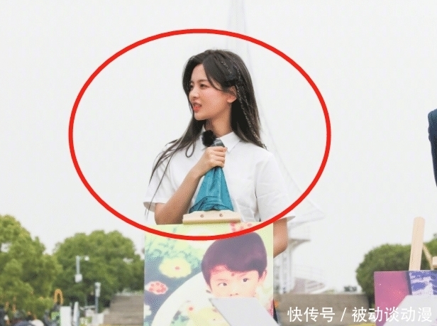 极挑|《极挑》导演又走老套路，女嘉宾连着出现三期，默默替位迪丽热巴