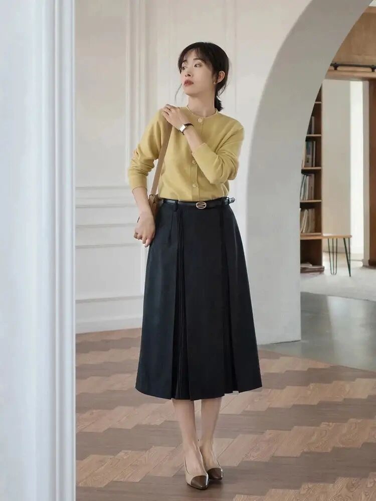 半身裙 秋天,“针织衫”这样穿才洋气,这些穿搭值得借鉴,温柔又时髦