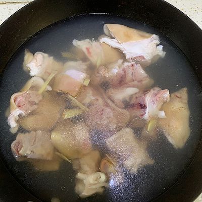 花生酱|惹味黄豆焖猪手