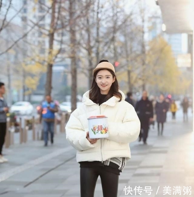 搭配上|羽绒服的六种搭配,每一套都''美爆''了,时髦保暖又好看。