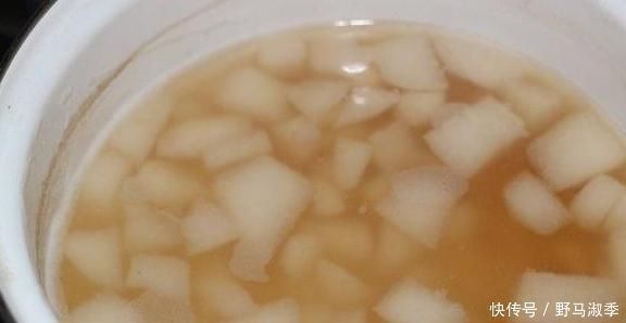 川贝雪梨汤|当妈5年,从不担心孩子咳嗽,一碗水下肚,化痰润肺,当天见效