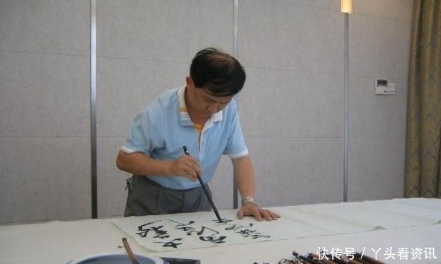 包俊宜$“丑书”早已看腻,他的字才是“真正的书法”,曾获全国一等奖