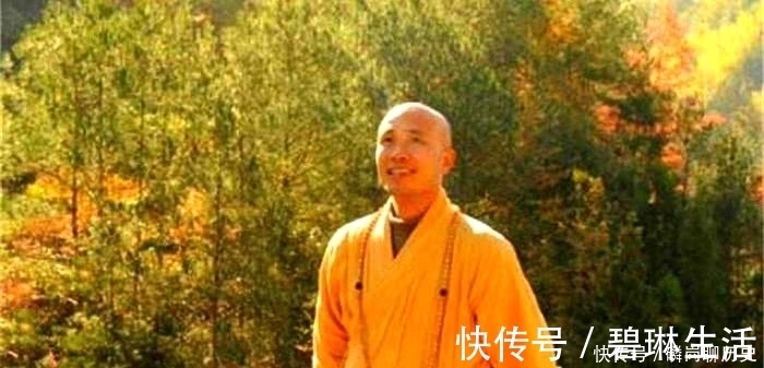 禅师#禅师坐禅入定,心念化作满屋清水,却被弟子投入石子,结果意外了