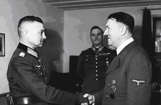 外号|唯一敢对希特勒发飙的德军将领,造成苏军百万伤亡,外号东线救星