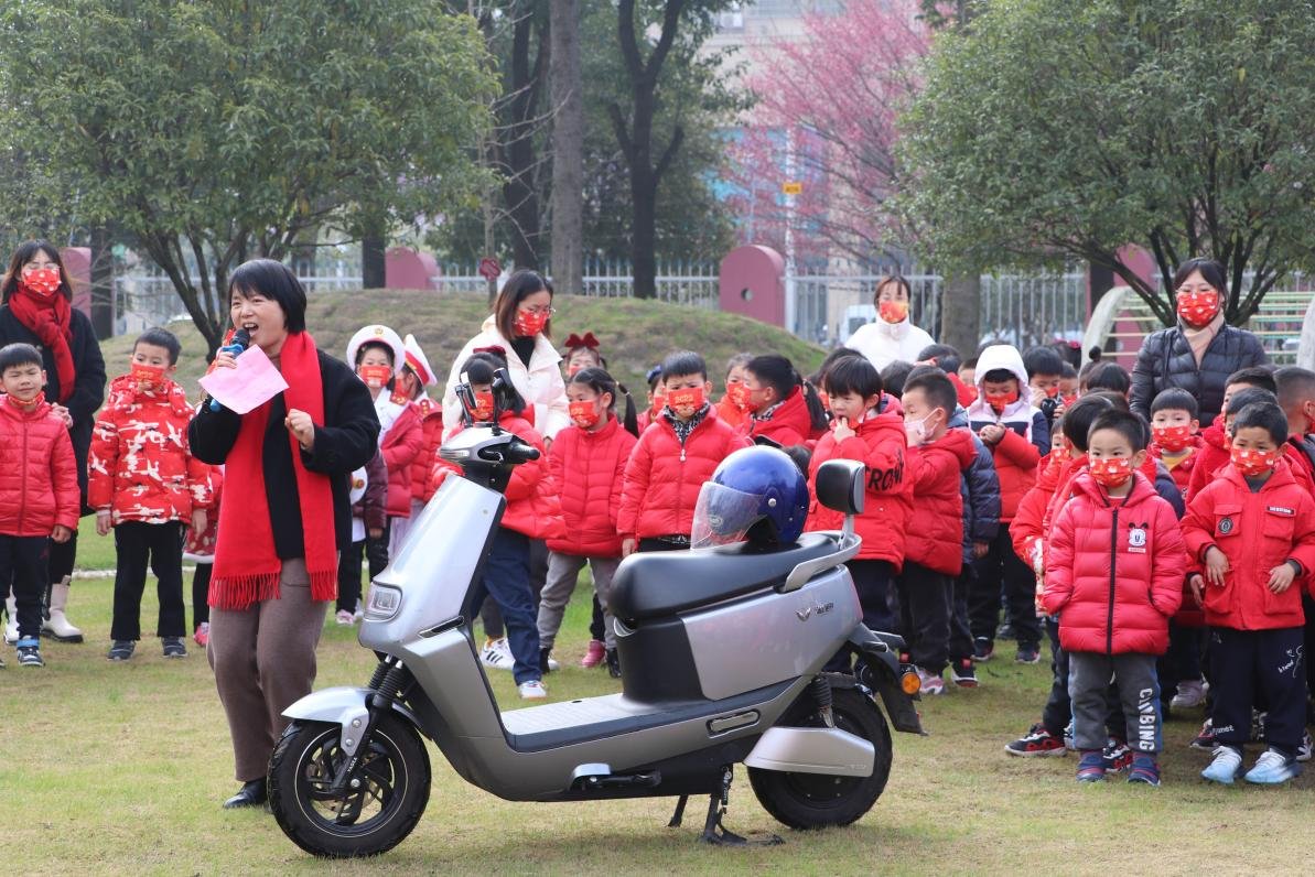 三字经|新年新气象，快乐向未来---上虞鹤琴幼儿园开学啦！