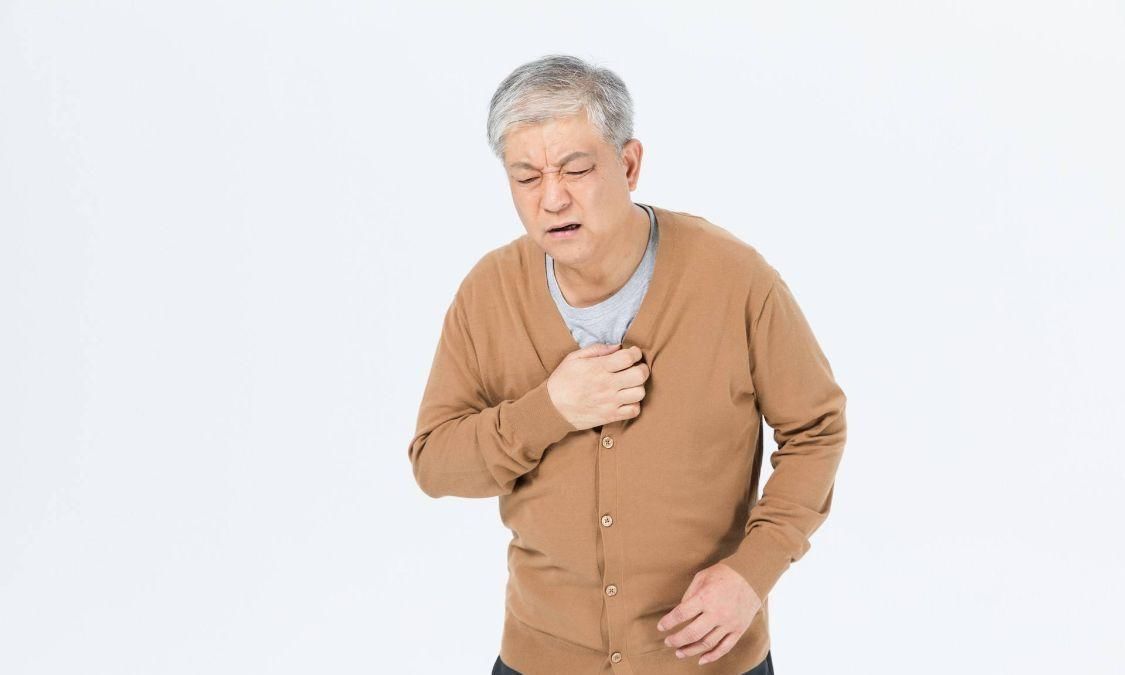 疼痛|“心梗”到来的时候，身体会有哪些异常表现？3个症状，别忽视