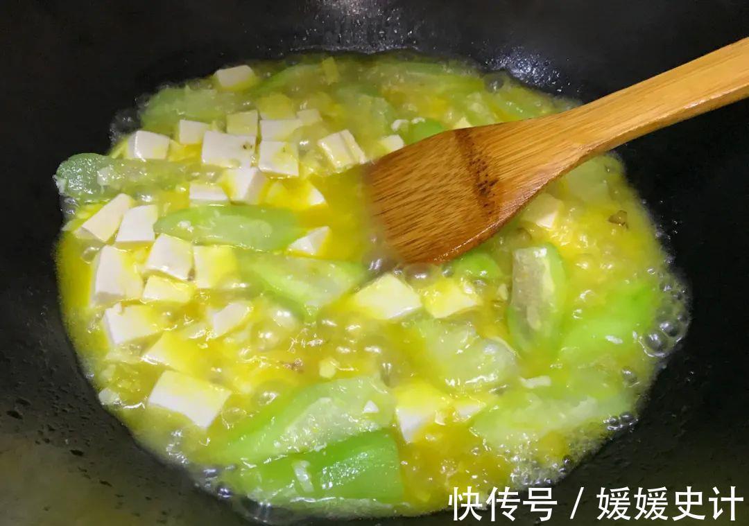 营养|秋季干燥，女性不妨多吃这3种瓜，营养丰富、补水美白抗老化