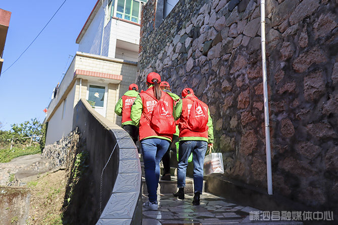 志愿者|伴老助残健康行 岁寒情暖入人心