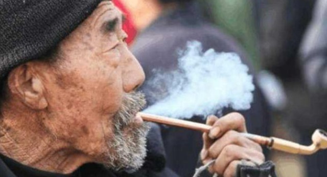 恭喜发财!他因133岁超高龄被授予“中国长寿之王”,长寿秘诀只有四字