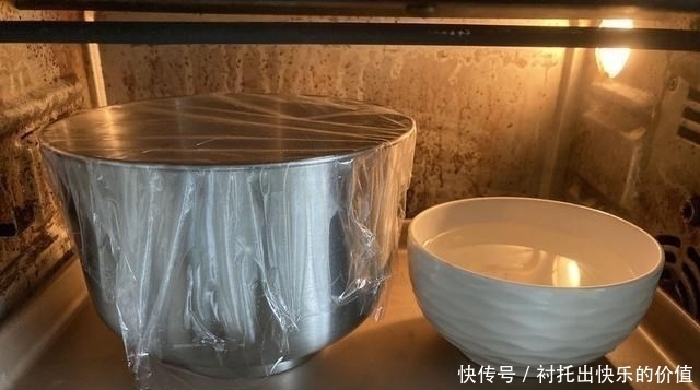 蒜香小餐包|早餐别老吃包子油条,试试这个,松软可口,连吃五个才过瘾