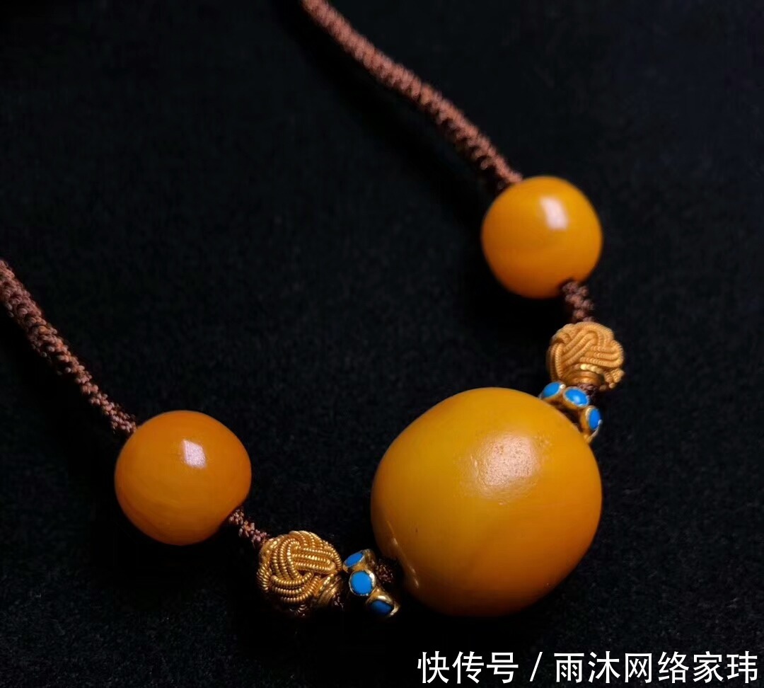 蜜蜡|收藏蜜蜡怎么选?想收藏琥珀蜜蜡的快来看看