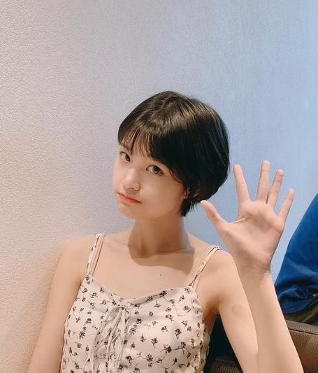 羊毛卷|羊毛卷曾经不盛行了!2021年盛行这几种发型,减龄生动显脸小