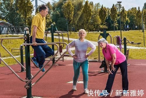 低枕|老年生活:正确走路也可以延长寿命 ?长寿的低枕法是什么?