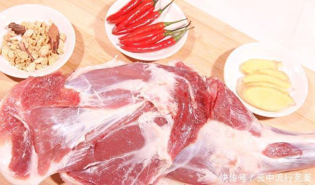 羊肉汤|买羊肉时,是前腿好还是后腿好肉贩不同吃法不同选择不同口感