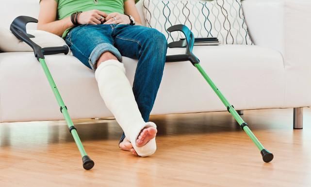 好习惯|骨科医生:不论男女,睡前3个好习惯,增加骨密素,远离骨质疏松