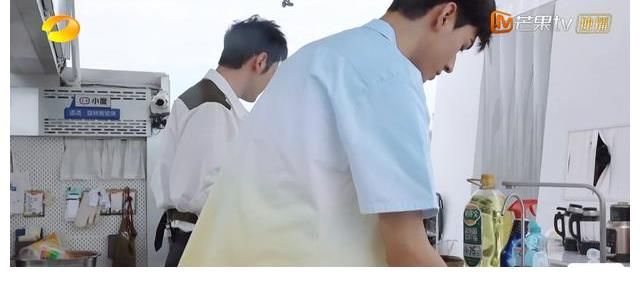 中餐厅|宁静拿祭天剧本？喜欢怼人的原因找到了，黄晓明的态度确实“欠”