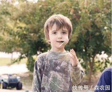 火化|男孩得癌症不幸去世,父母含泪将其火化后,发现一个意外惊喜