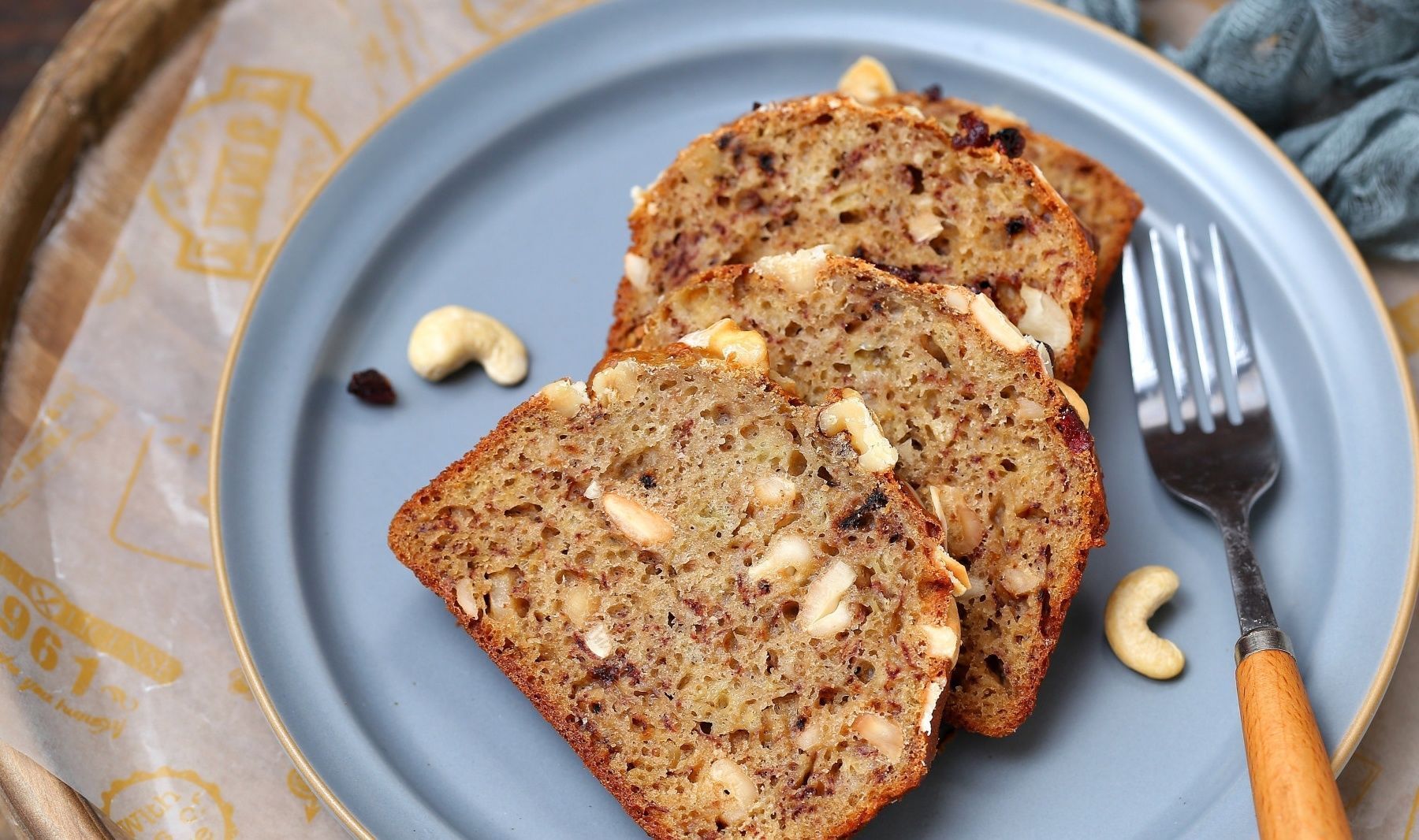 不加黄油无需打发也能做蛋糕，健康美味营养丰富，烘焙小白必学款