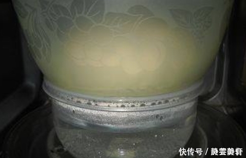 馒头店老板:发面别用酵母白糖,多加一样东西,10分钟发一大盆!