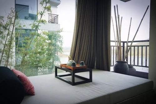 中年|安吉阿丽拉，停止营业