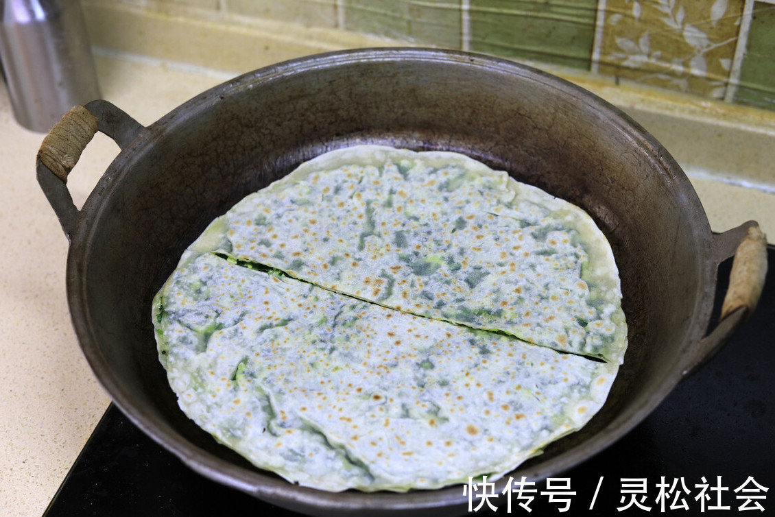 韭菜饼|清洗韭菜，切记不要只用清水洗，教你一招，洗得干净无残留