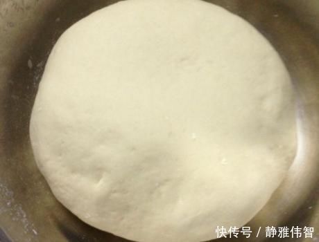 馅饼|萝卜丝饼这做法最好吃,不发面也不烫面,薄皮馅多,咬一口还流汁