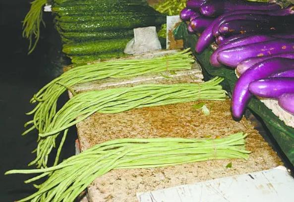 都叫豇豆 绿豇豆白豇豆有啥不同 买错了很难吃 不懂不妨看一看 快资讯