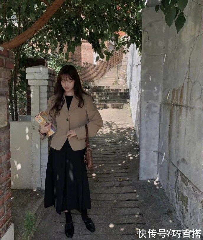 裙身|秋冬天连衣裙别乱选，根据这三点挑，上身效果绝不会很差