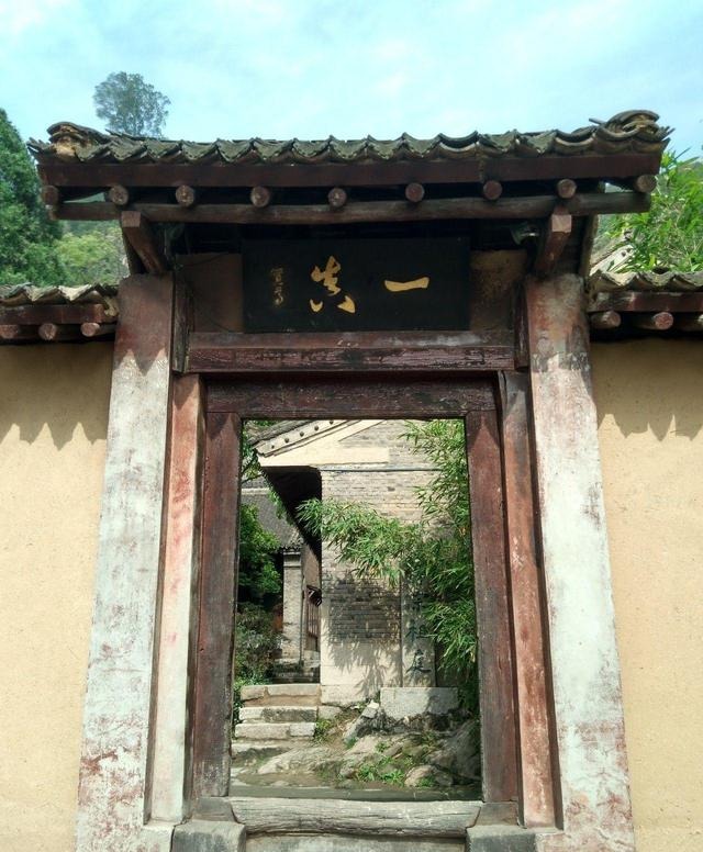 沣峪口净业寺 | 古树,砖房,静谧,闲逛如游心境
