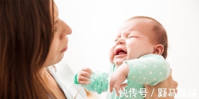 脊柱|为啥一横着抱宝宝就哭?换个角度看问题,你就懂得他的“恐惧”了